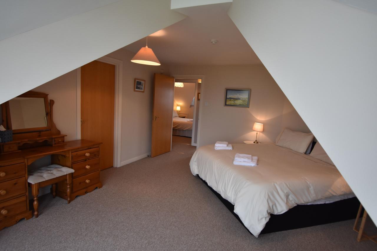 The Links Apartment Portrush Exterior foto